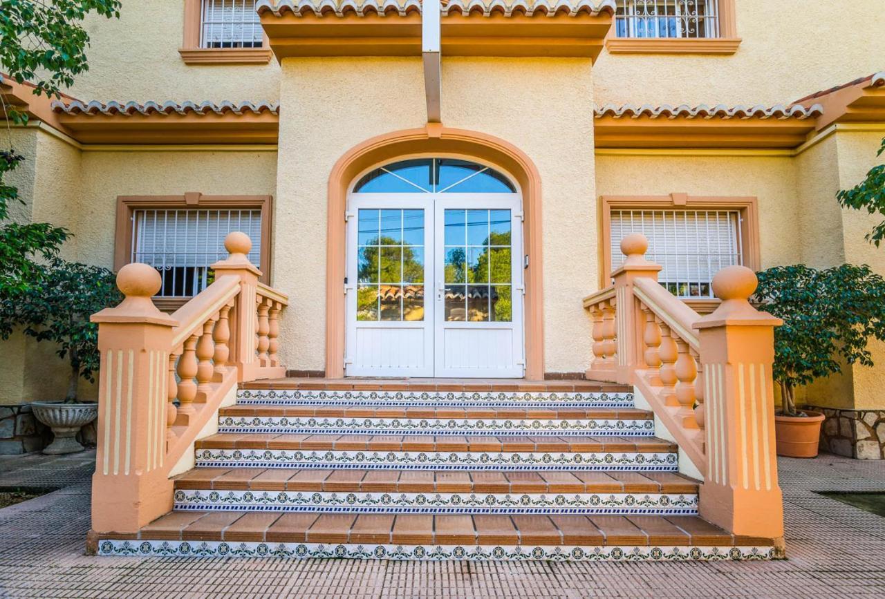Bungalows Canada Alquileres Vacacionales 칼페 외부 사진